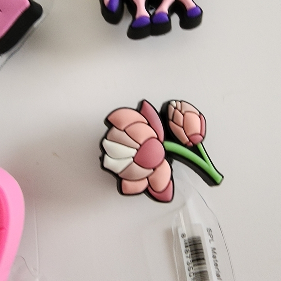 NEW Bundle 5 Pink Shoe Charms Jibbitz for Crocs - Picture 6 of 10